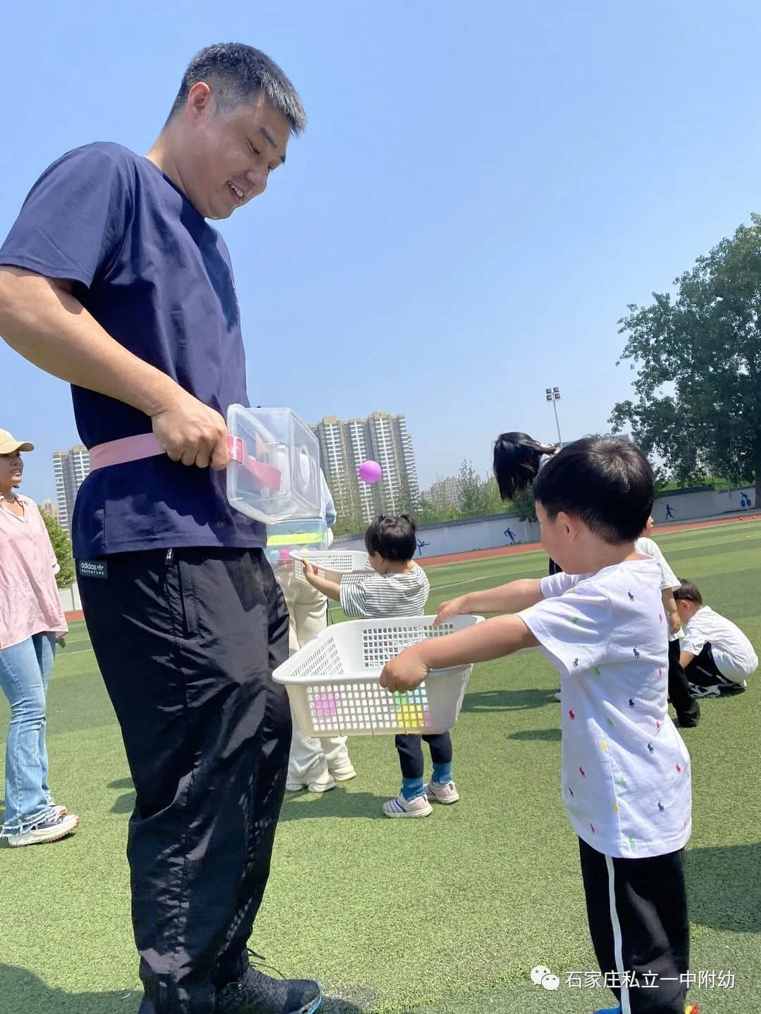 【親子運動會】石家莊市私立第一中學幼兒園親子運動會——為愛奔跑，勇敢做自己