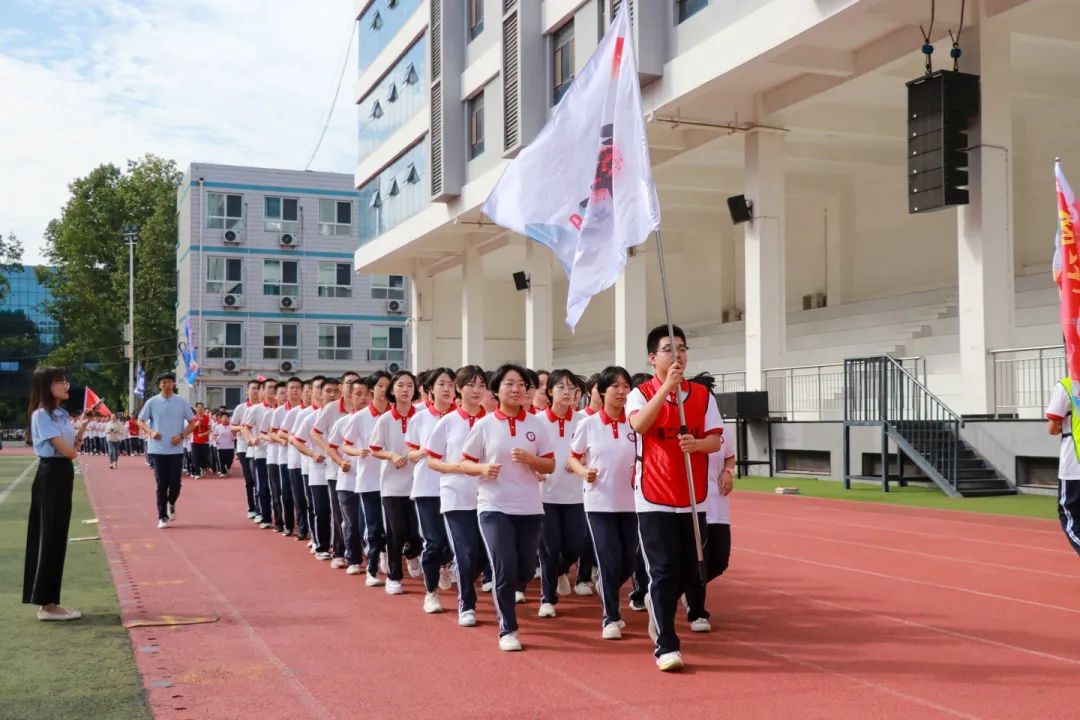 抓精細管理 促習(xí)慣養(yǎng)成丨我校開展教育教學(xué)規(guī)范月活動（教育篇）