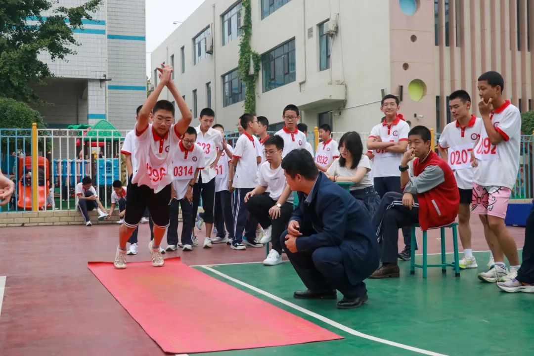 青春激昂展英姿 砥礪自我強體魄丨石家莊私立第一中學(xué)第三屆秋季運動會圓滿落幕