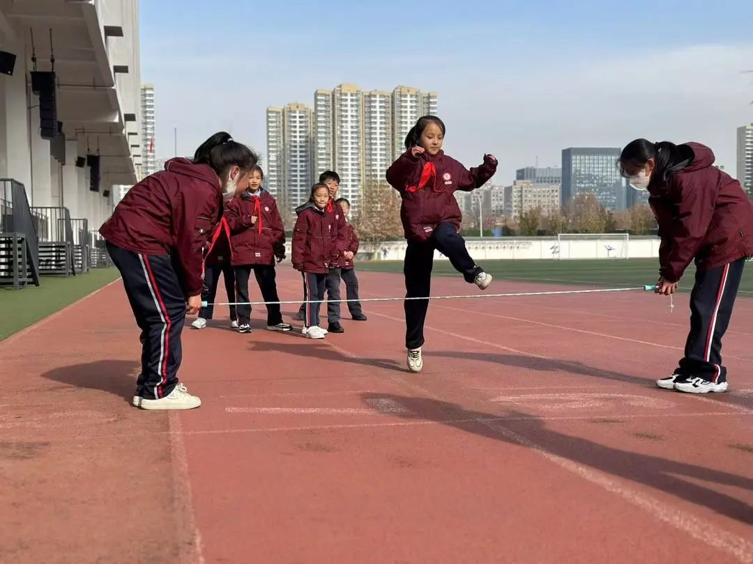 【立小 ? 體育】躍動三跳 炫彩冬日｜三跳運動會綻放立小